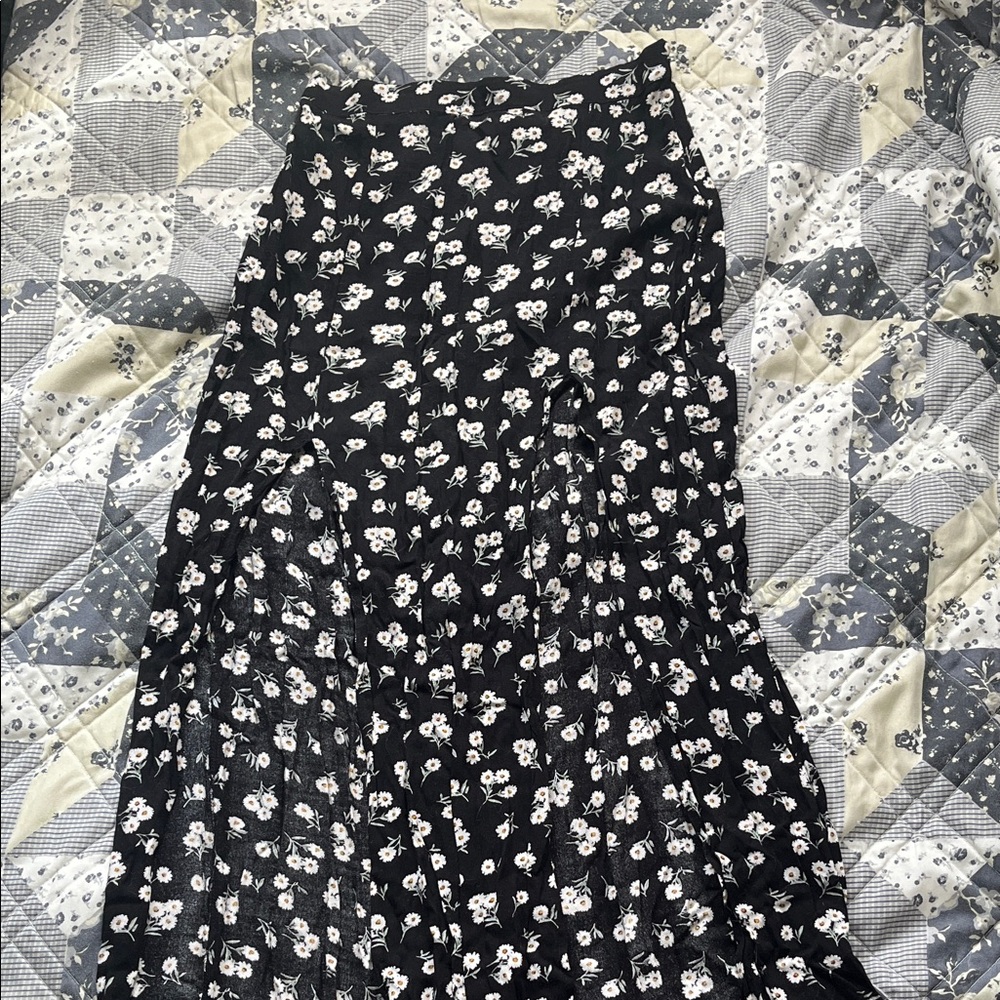 Black Floral Tiered Maxi Skirt - Brand: